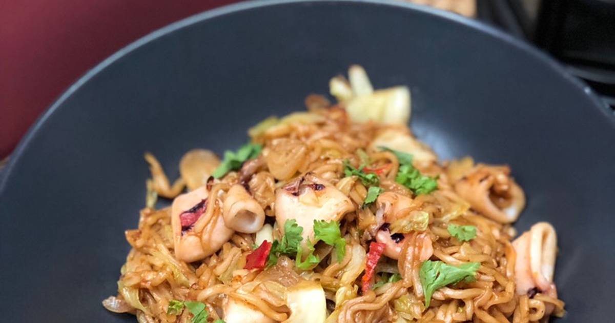 Resipi Maggi Goreng Sotong Oleh Salina Jalaludin Cookpad