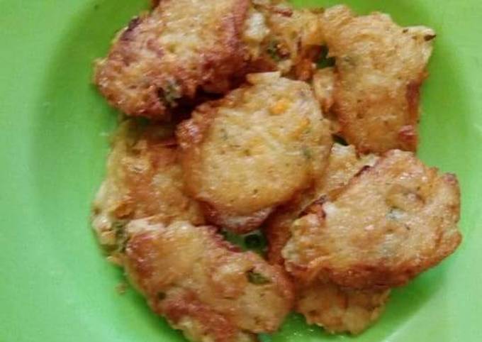 Potatoes Fritters Recipe by Grace Aholo - Cookpad