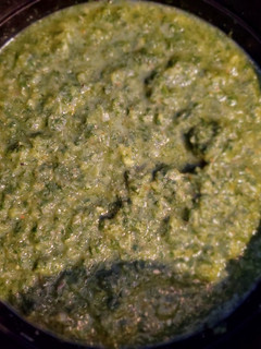 A picture of Mint chutney.