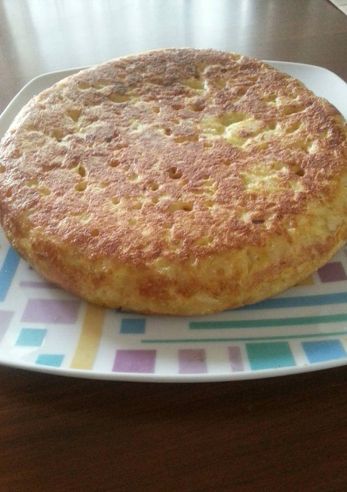 Una foto de Tortilla de patatas y cebolla