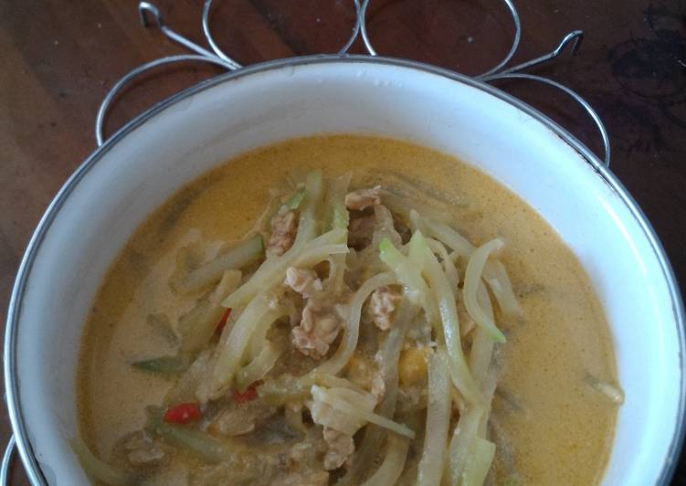 Sayur manisa campur tempe