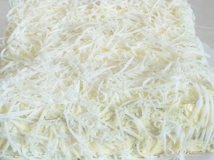 Bagaimana Menyiapkan Bolu Pandan toping Keju Anti Gagal