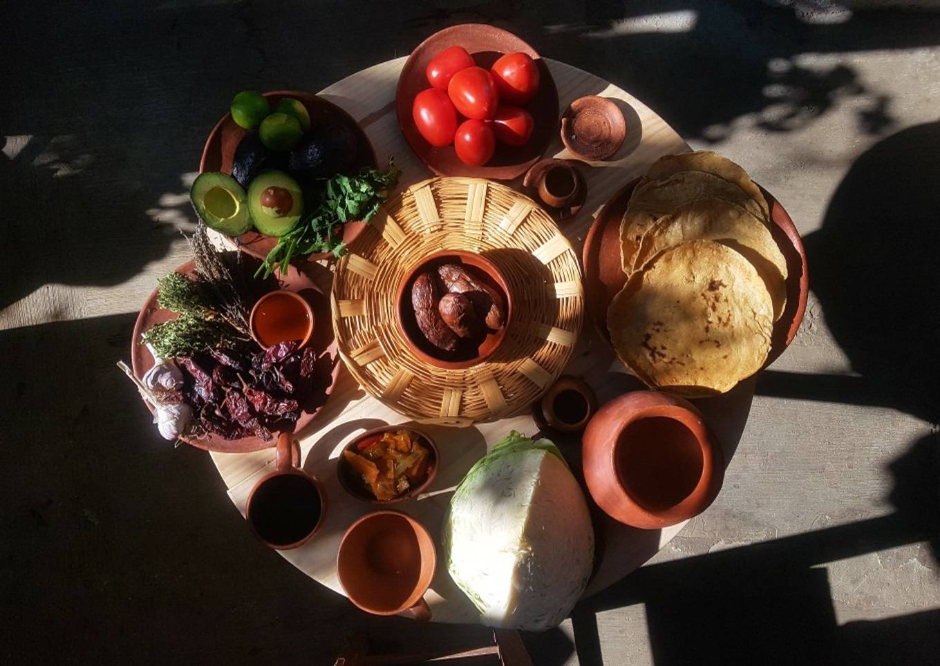 Tostadas de salchicha ejuteca