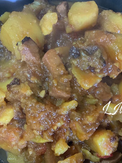 Una foto de Patatas con choco al estilo de mi casa