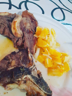 Una foto de Ensalada de naranja y cebolla