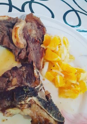 Una foto de Ensalada de naranja y cebolla