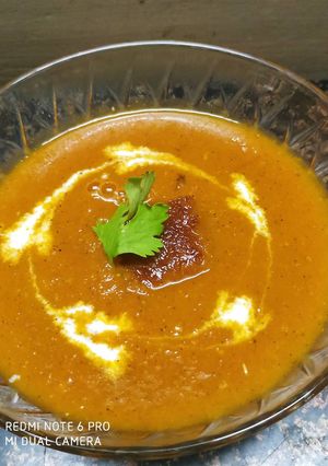 A picture of Tomato soup.