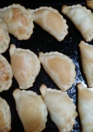 Una foto de Empanadas de pollo