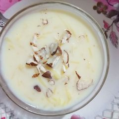 A picture of Custard kheer of sewai.