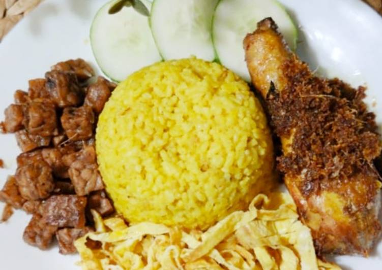 Nasi kuning