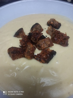 Una foto de Crema de calabacín con queso