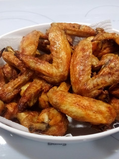 Una foto de Alitas al horno crujientes