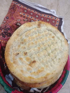 A picture of Simple till wala naan.