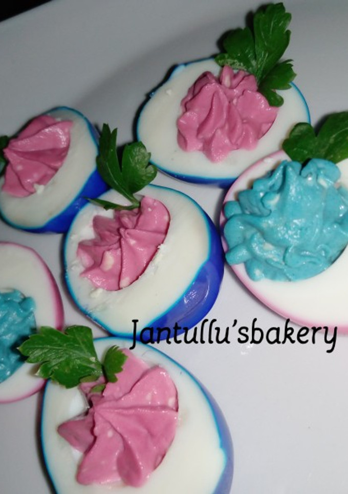 A picture of Colourful deviled egg.