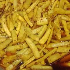 A picture of Suhanjna ki mooli ka achar.