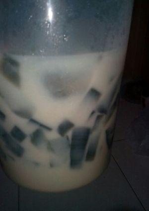 Foto resep Es cincau item sehat