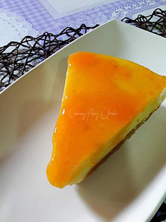 Una foto de Tarta de limón y queso con toques aromáticos árabes