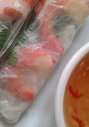 Hình của món Gỏi cuốn tôm.