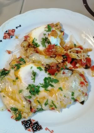 O poză a rețetei Shakshuka (asemănare cu rețeta originală).
