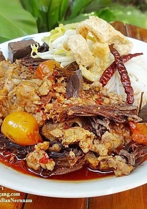 รูปของ ขนมจีนน้ำเงี้ยว