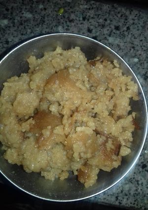 A picture of Gur wale rice.