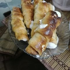 A picture of Pastry puff at home.