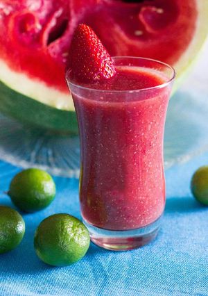 A picture of SIMPLE STRAWBERRY WATERMELON SMOOTHIE.