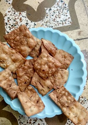 મસાલા પૂરી (Masala Poori Recipe in Gujarati) રેસીપી મુખ્ય ફોટો