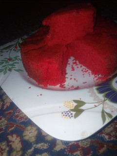 A picture of Red velvet cake.