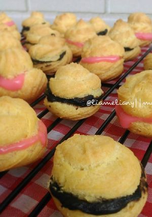 Foto resep Cream Puff a.k.a Kue Soes...vla cokelat & strawberry
