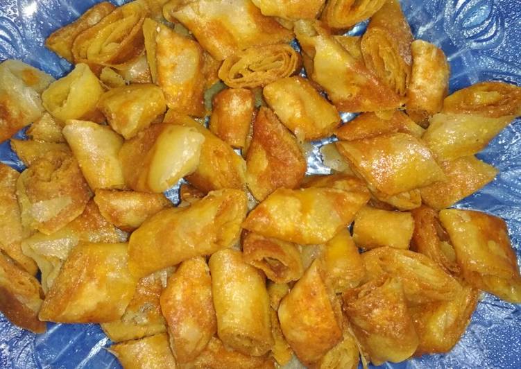 Kripik Kulit Lumpia Pedas Nyami 😋