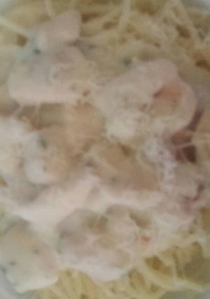 Csirkemell carbonara szósszal recept fotója