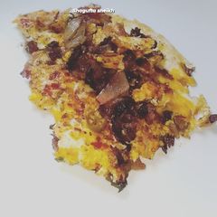 A picture of Veggies Shakshuka Omelette.