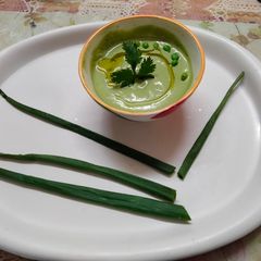 A picture of Green peas Hummus.