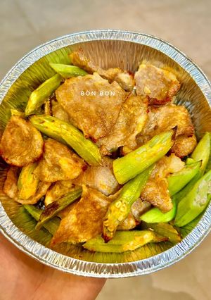 Hình của món Vú Heo Nướng Chao.