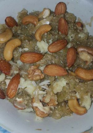 A picture of Lauki ka halwa.