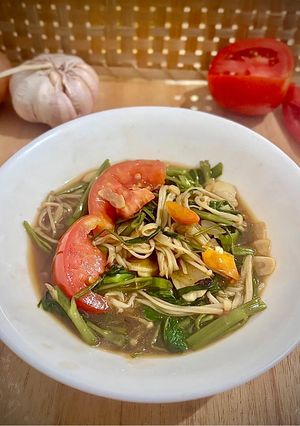 Foto resep Tumis Jamur Enoki dan Kangkung