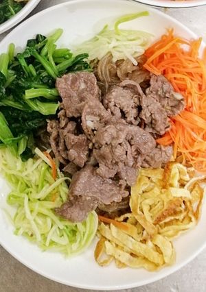 Hình của món Miến trộn hàn quốc.