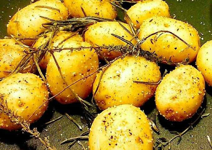 Patatas asadas al romero