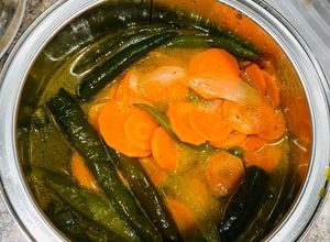 Una foto de Chile en escabeche