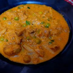 A picture of Mushroom Matar Masala.