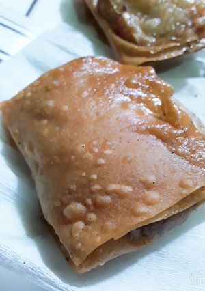 A picture of Remaining alu keema salan k box patties.