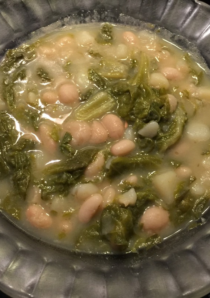 Una foto de Caldo gallego