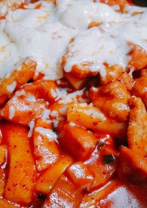 Hình của món Tokbokki(Bánh gạo cay HQ).