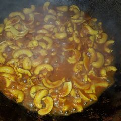 A picture of Kaju masala.