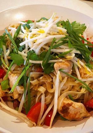 A picture of Easy cheat pad Thai.
