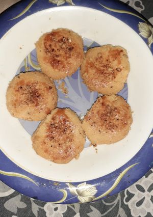 A picture of Almond Nan - khathai.
