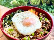 Gambar bibimbap saos sambal