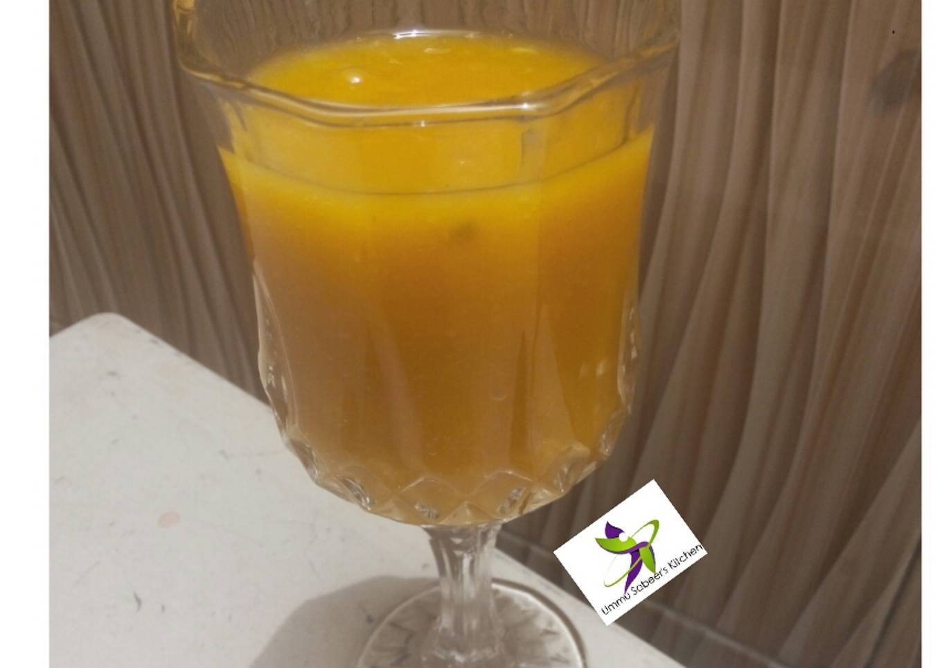 Mango smoothie
