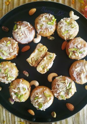 સુરતી ઘારી (Surti Ghari Recipe In Gujarati) રેસીપી મુખ્ય ફોટો